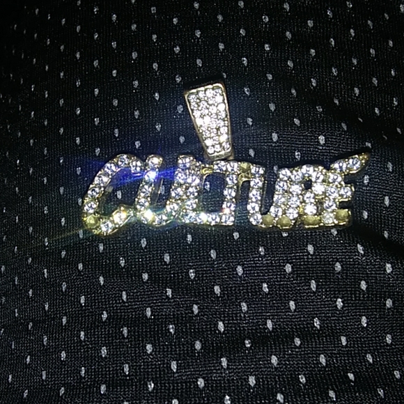 Culture one piece